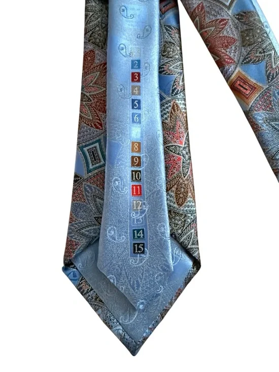 Classic Ermenegildo Zegna Blue Floral Medallion Silk Tie - Picture 3 of 8